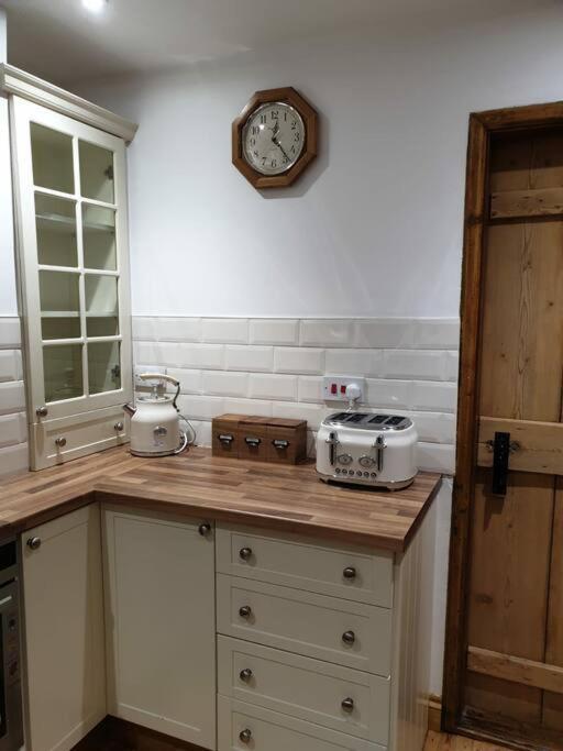 Cosy Cottage, In The Idyllic Town Of Holt Holt  Exterior foto