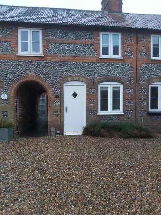 Cosy Cottage, In The Idyllic Town Of Holt Holt  Exterior foto